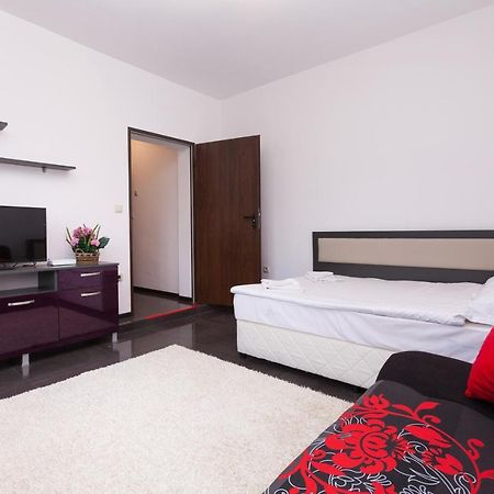 Central Beach Guest Rooms Burgas Zewnętrze zdjęcie