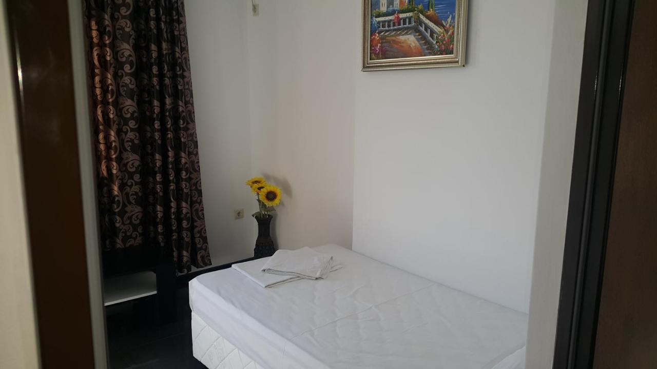 Central Beach Guest Rooms Burgas Zewnętrze zdjęcie